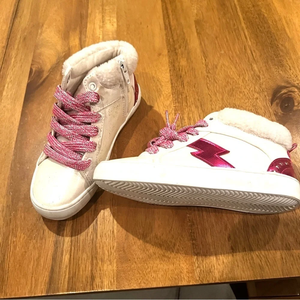 Gap Pink Lightning Bolt Sneakers